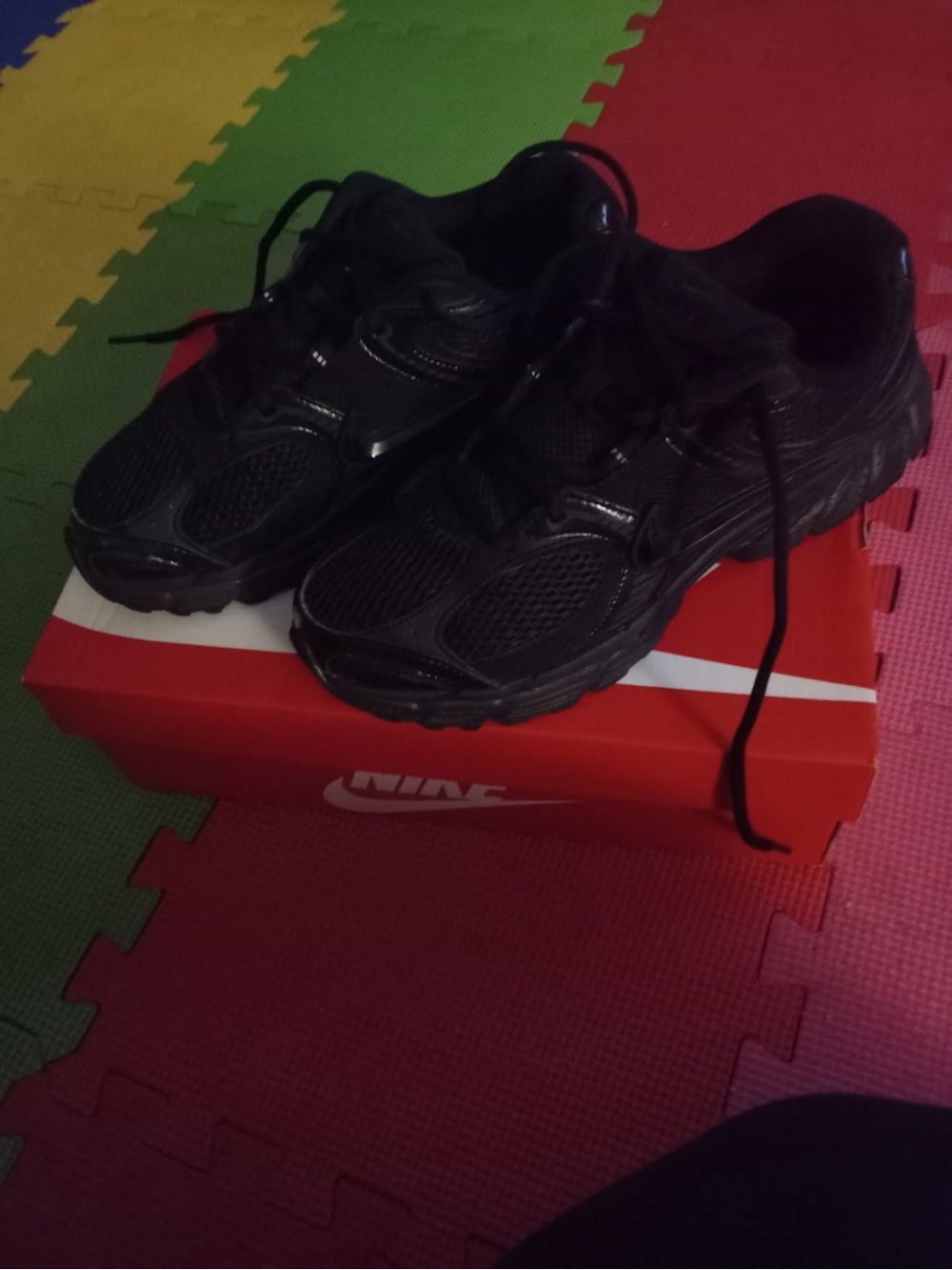 WOMEN’s Nike V5 RNR